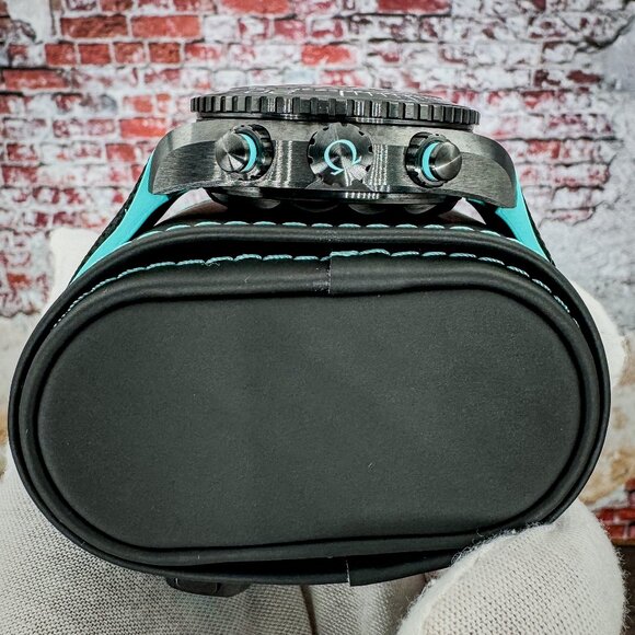 Omega Seamaster Planet Ocean ETNZ Limited Edition Black Ceramic - FULL SET - Picture 6 of 15